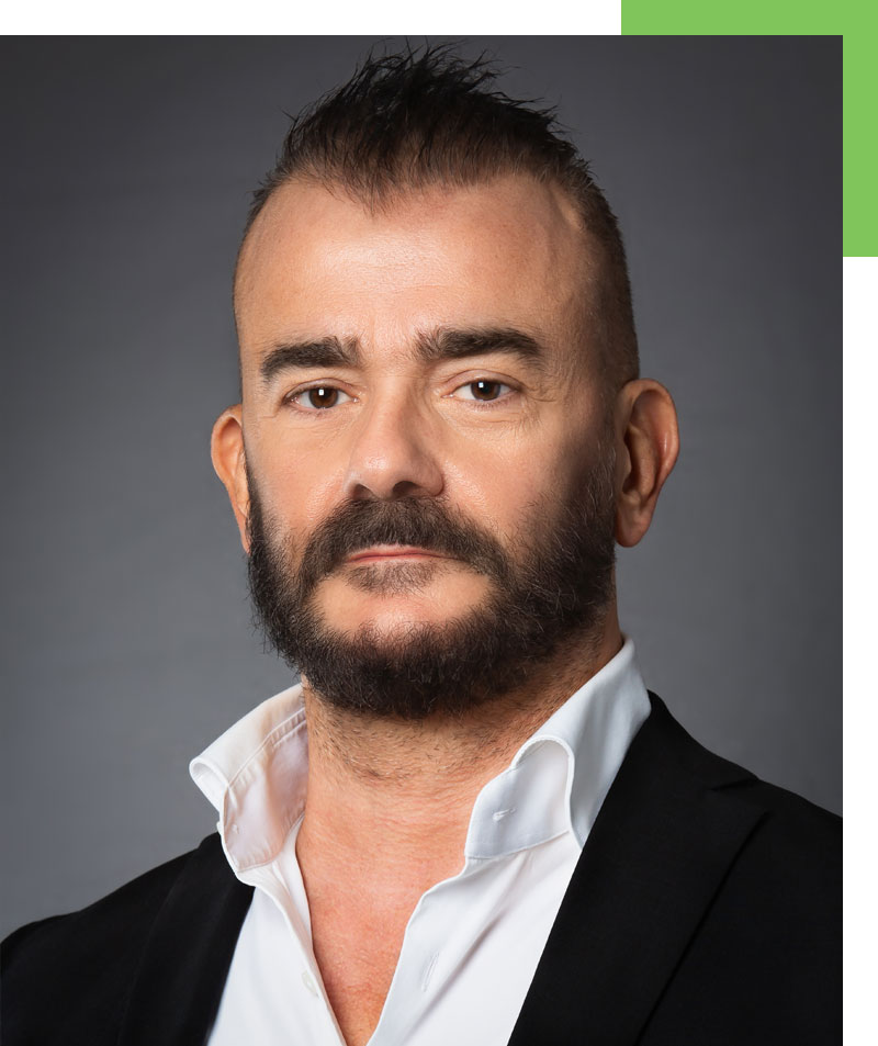 Roberto-Garavaglia—Business-Line-Manager-e-Scientific-Director-Personal-Care-website